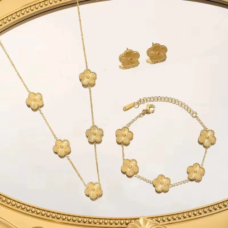 Ensemble de bijoux